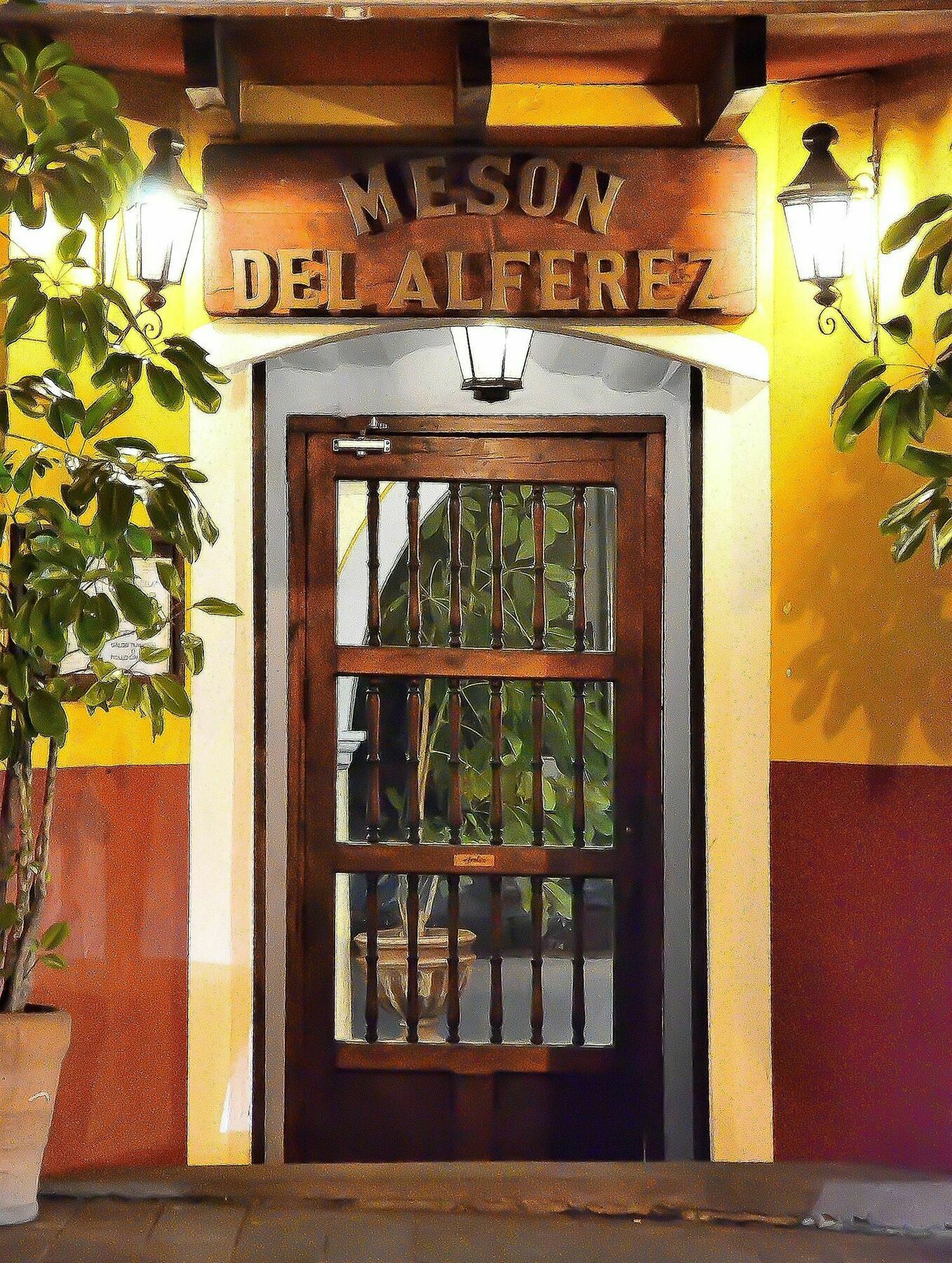 Meson Del Alferez Xalapa Hotel ภายนอก รูปภาพ