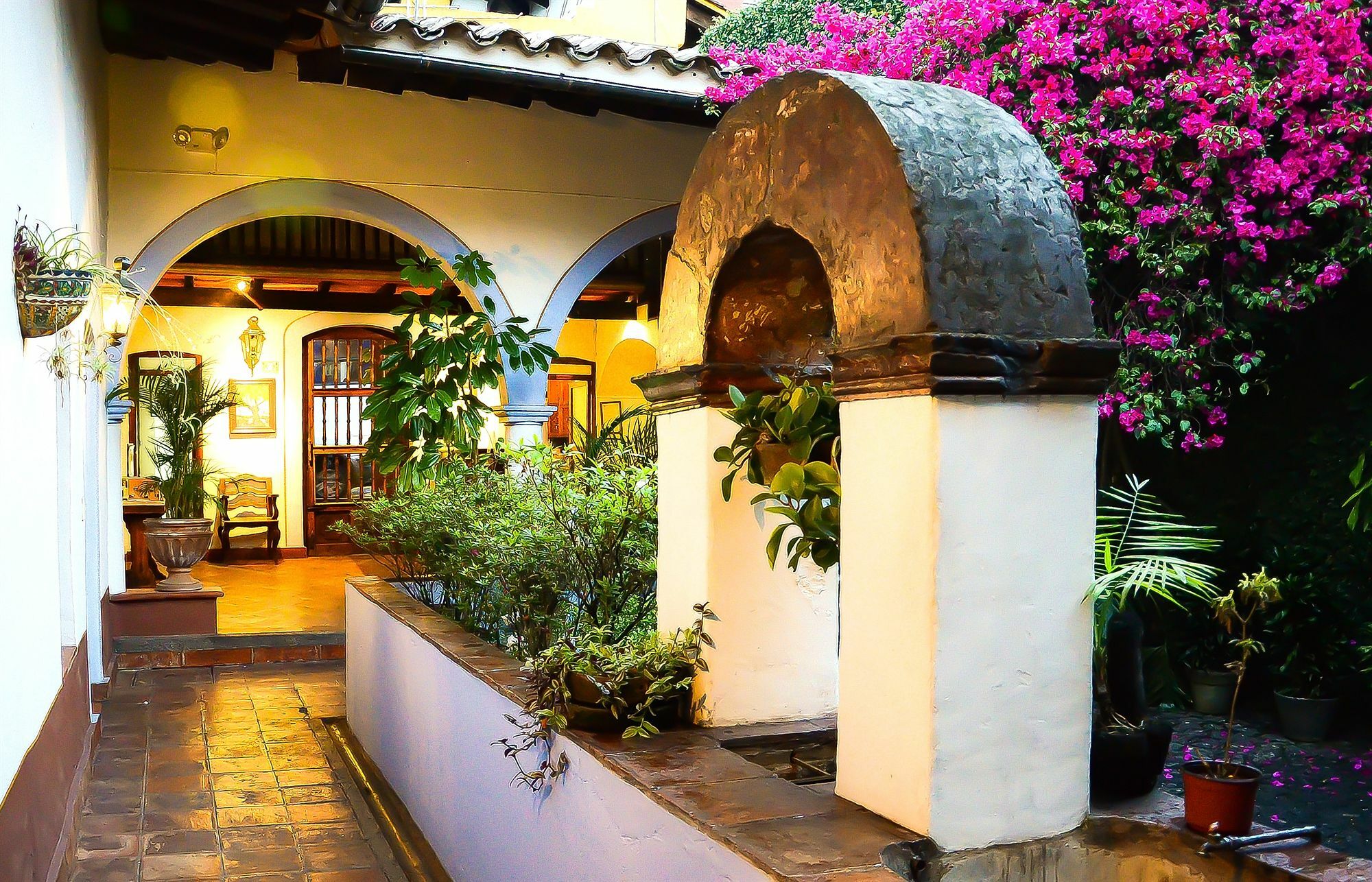 Meson Del Alferez Xalapa Hotel ภายนอก รูปภาพ